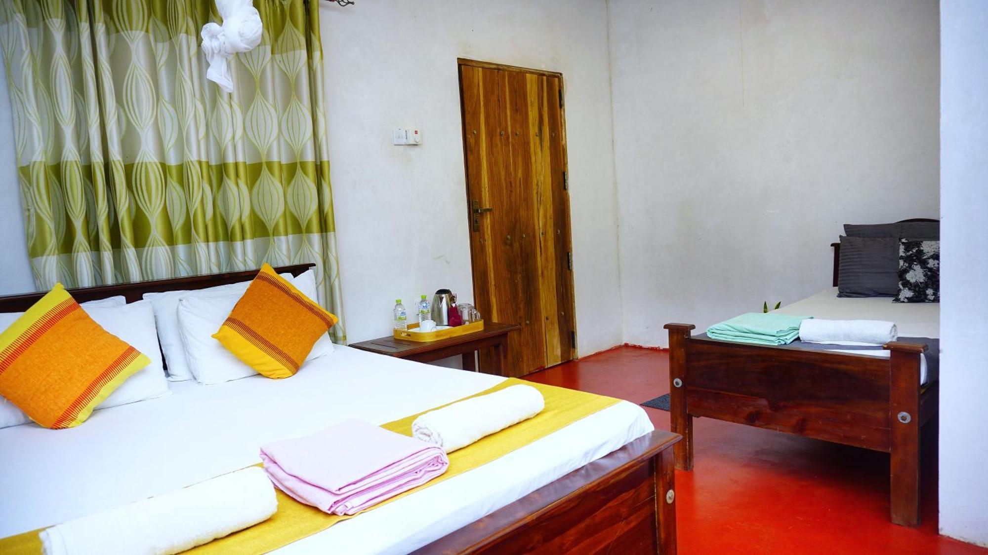 Lake Island Home Stay Dambulla Dış mekan fotoğraf